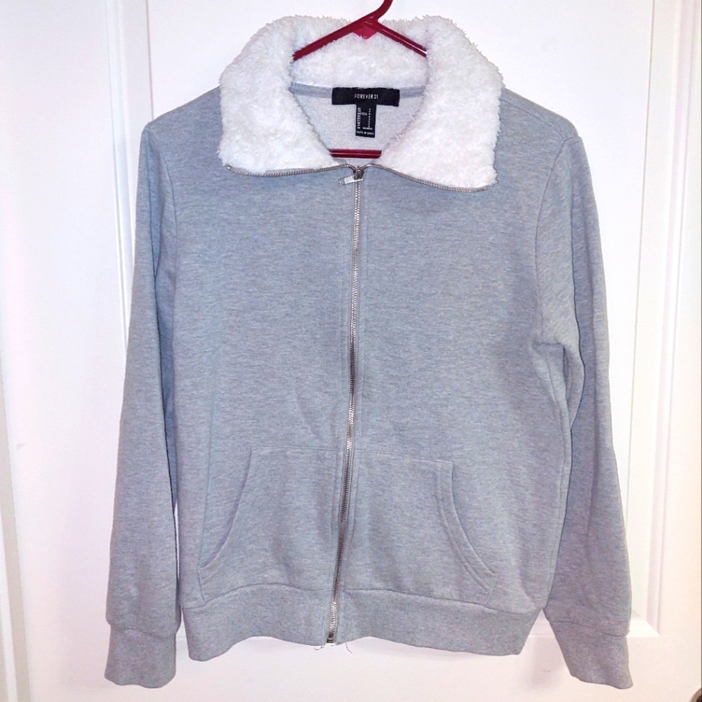 Women's FOREVER 21 White Fur Sweatshirt Hoodie